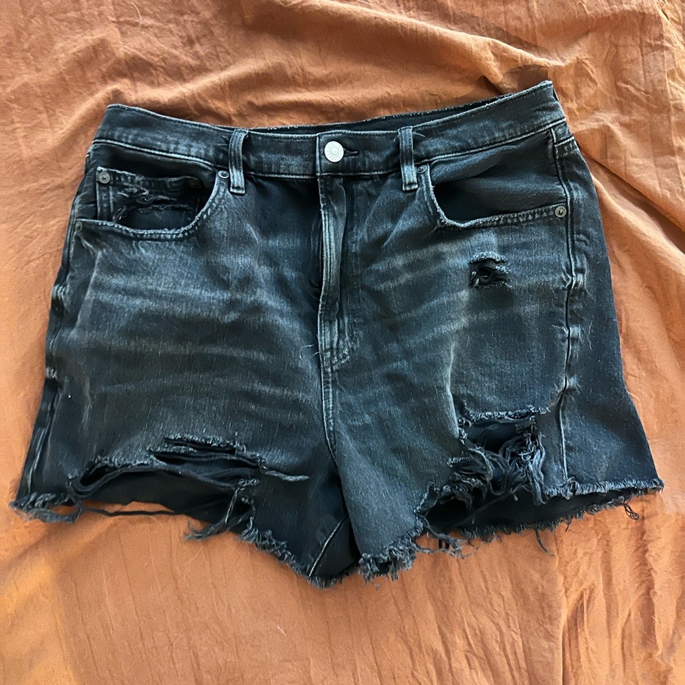 women’s AE shorts